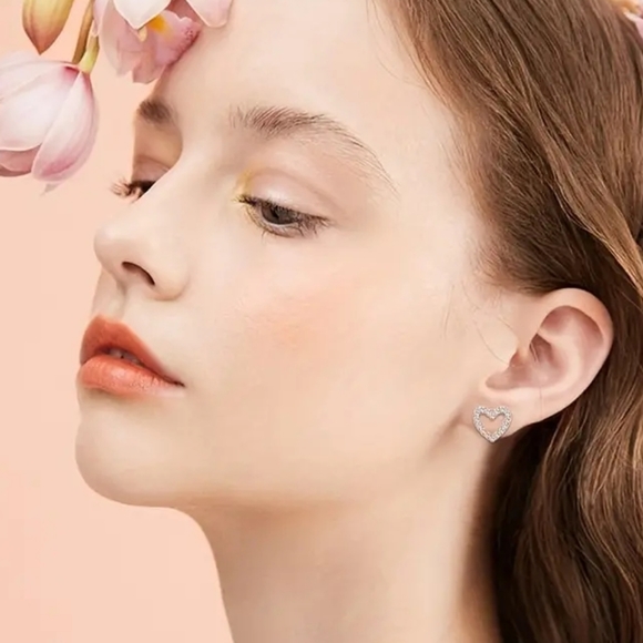 S925 Sterling Silver 14K Rose Gold Plated Heart Studded Earrings - Picture 3 of 5